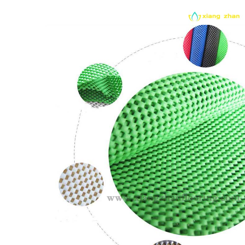 The characteristics of PVC anti slip yoga mat